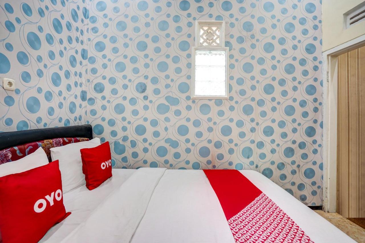 Super Oyo 90642 Lancar Homestay Syariah Tlekung Extérieur photo