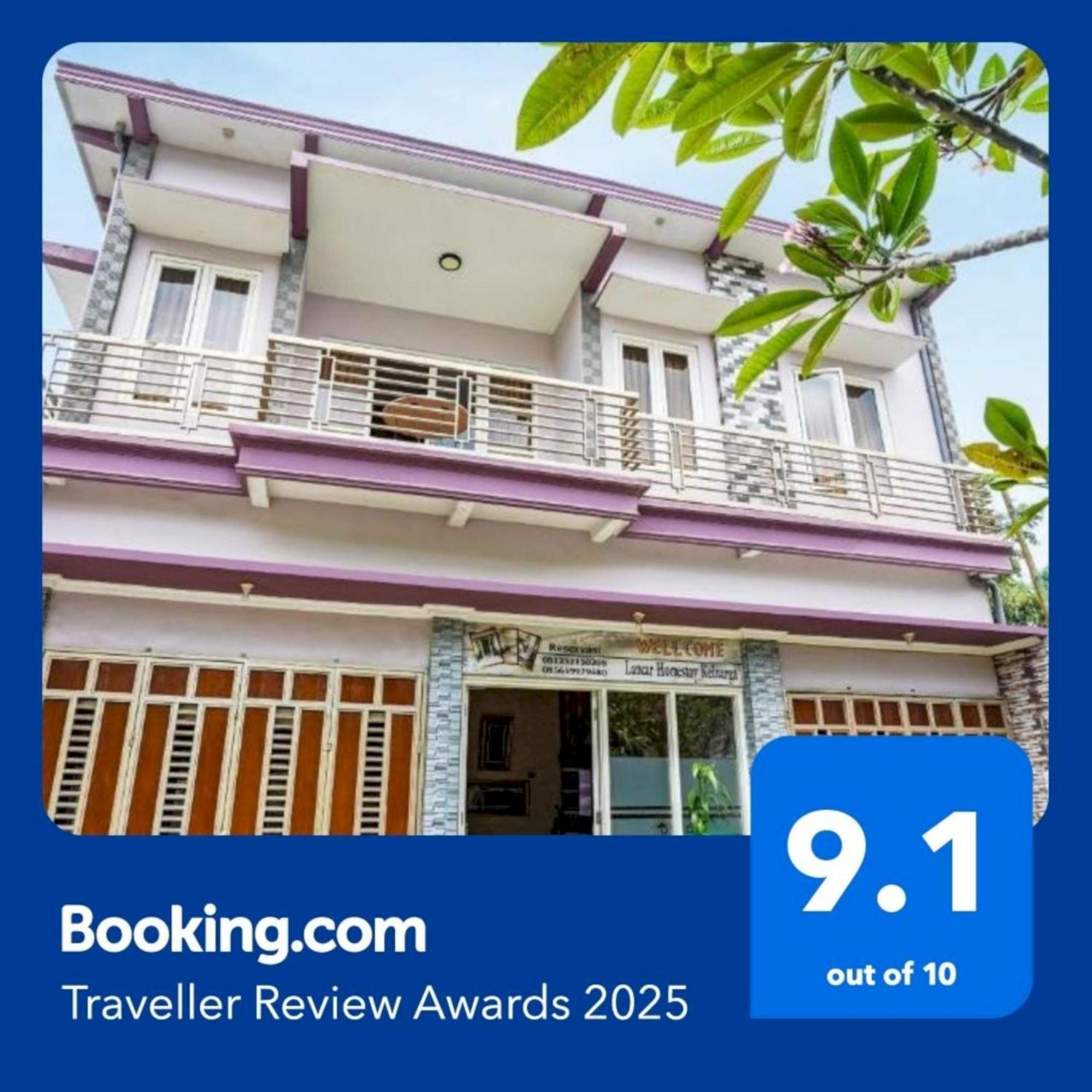 Super Oyo 90642 Lancar Homestay Syariah Tlekung Extérieur photo
